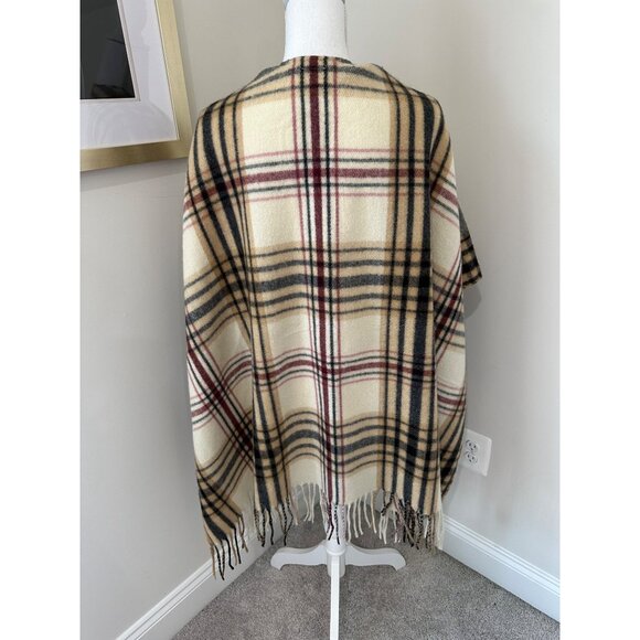 Woolrich Cozy Shawl Wrap Sienna Plaid OS Plaid Wool Shawl Wrap With Fringe - Picture 4 of 11